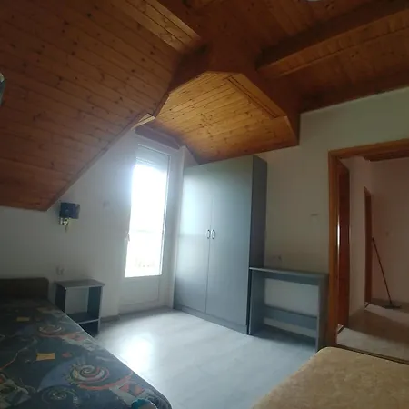 Apartament Vitorlas Villa, Emelet